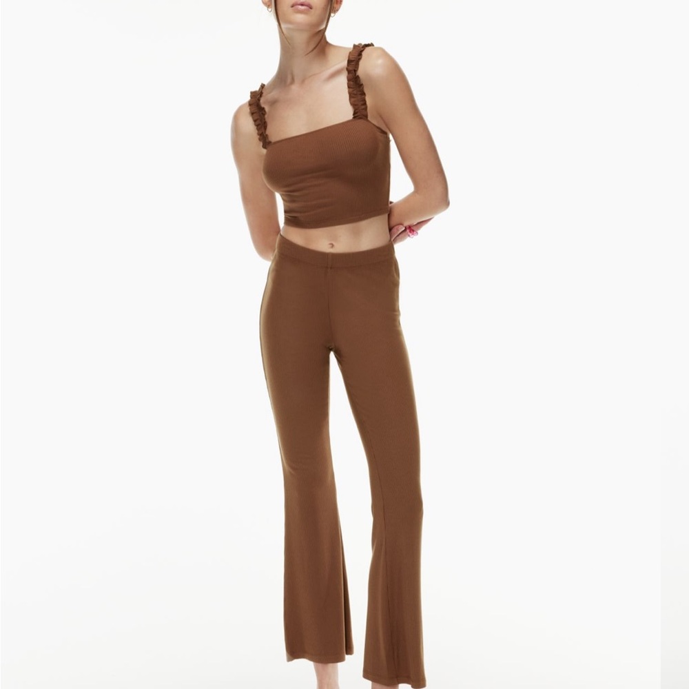 Aritzia - never worn before